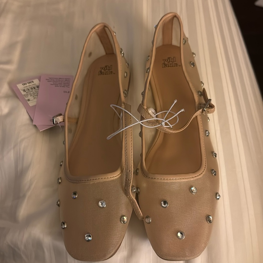 Size 8 rhinestone flats